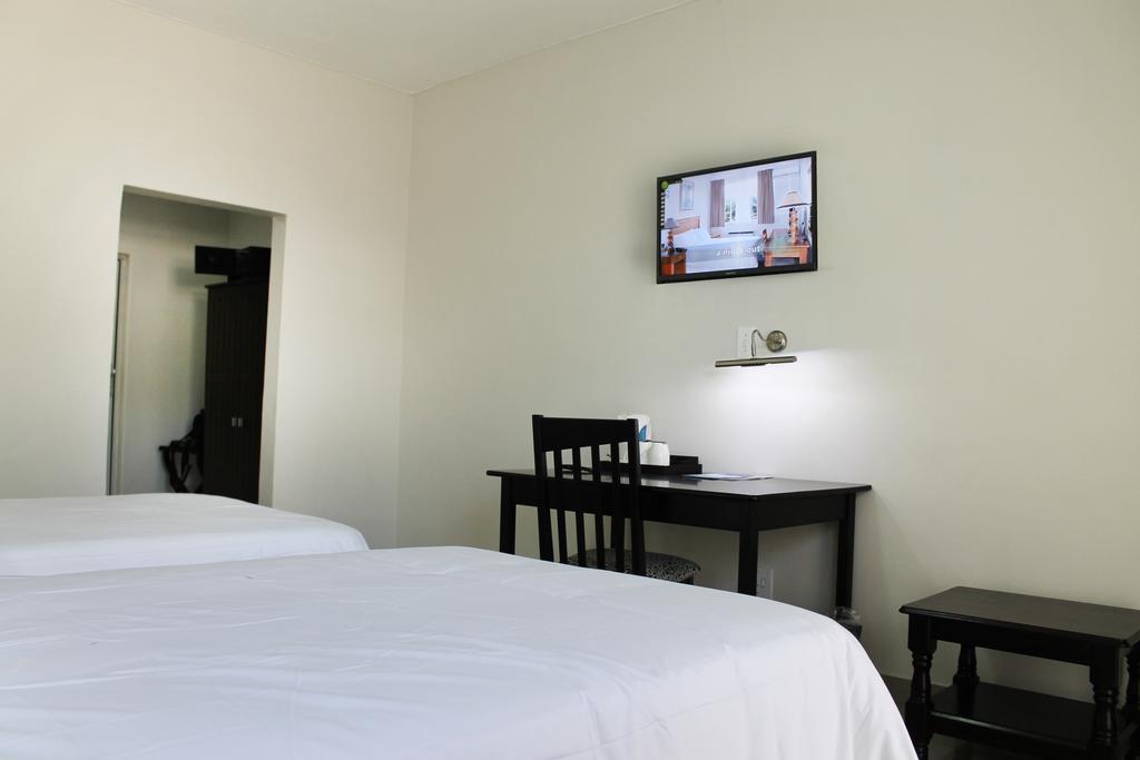 The George Hotel Manzini Exterior photo